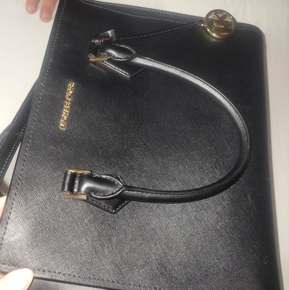 MK purse